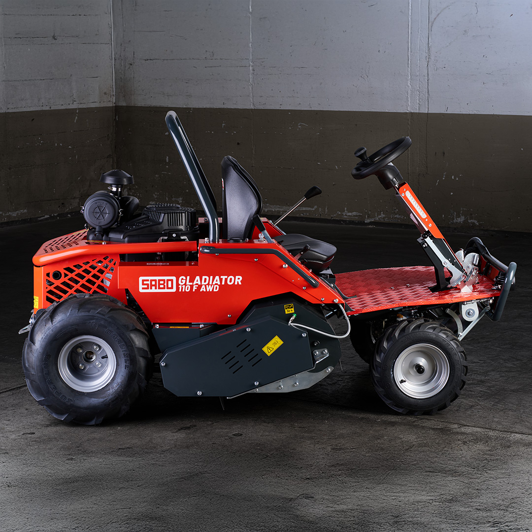 sabo-gladiator-110-f-awd-tondeuse-autoport-e-frontale image 5