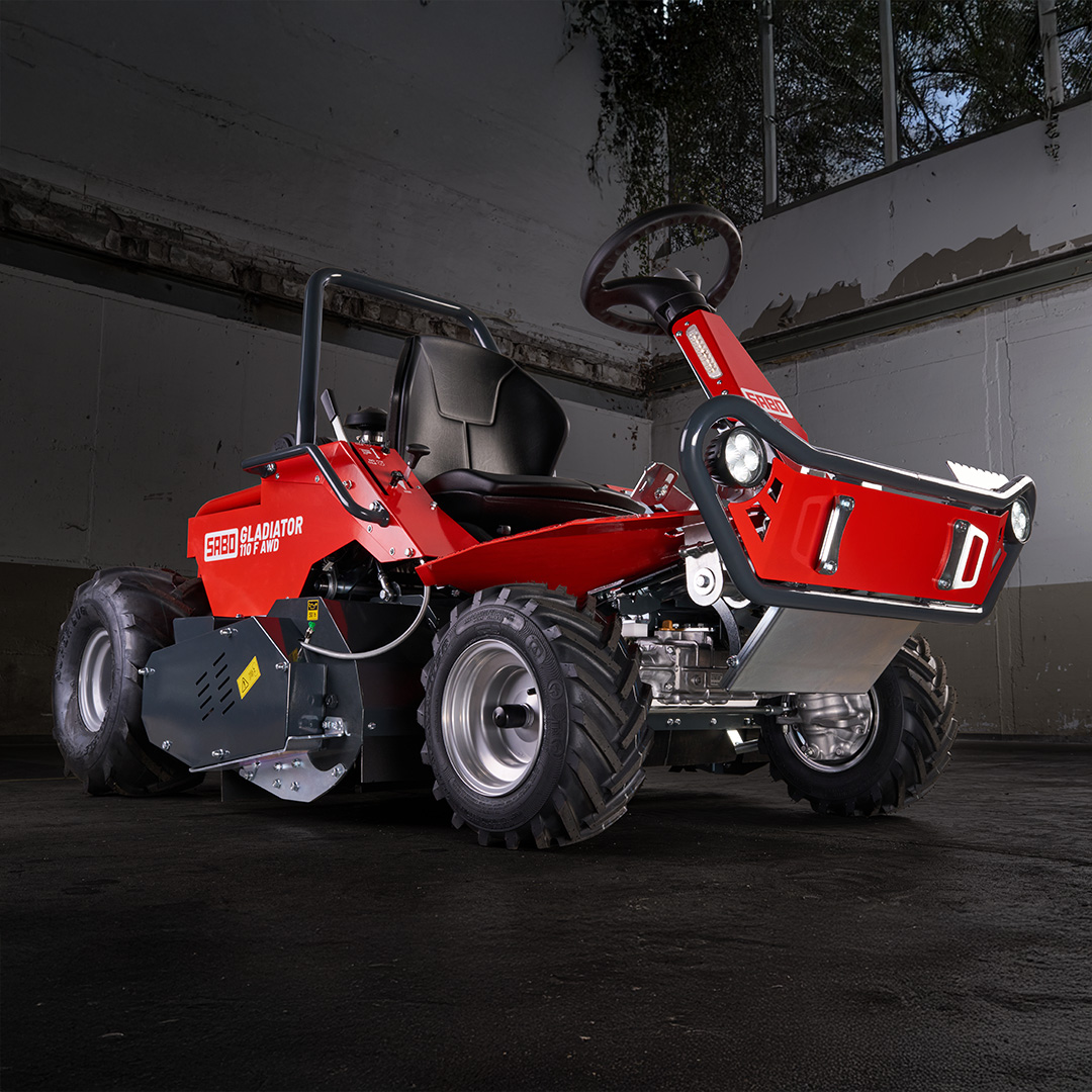 sabo-gladiator-110-f-awd-tondeuse-autoport-e-frontale image 2